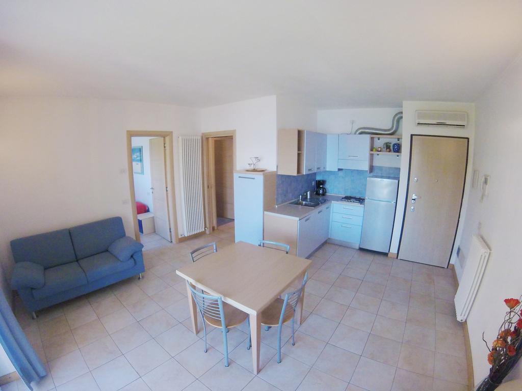 Residence White Beach Lierna Dış mekan fotoğraf